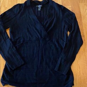 🍒 Black V neck sweater